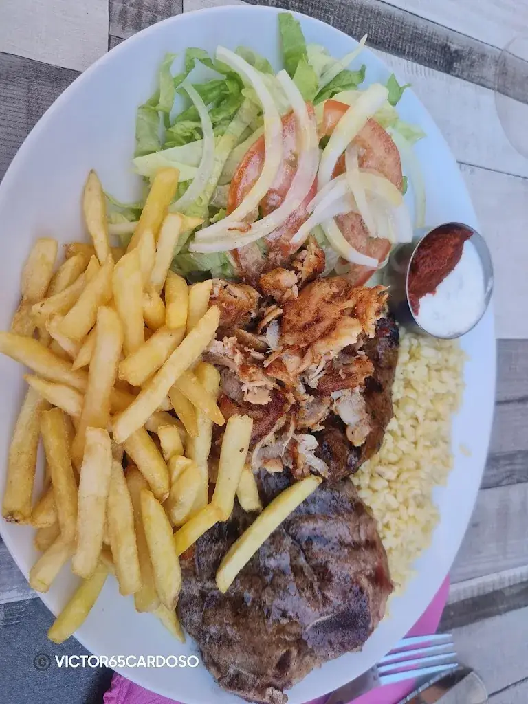 Victor CARDOSO _Bosphore_Saint-Vincent-de-Tyrosse_review