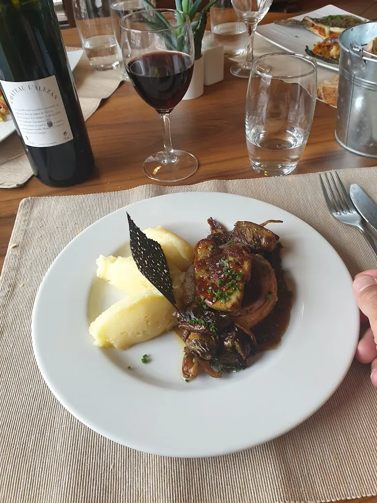 Au Cheval Blanc_Tosse_slider_image_3