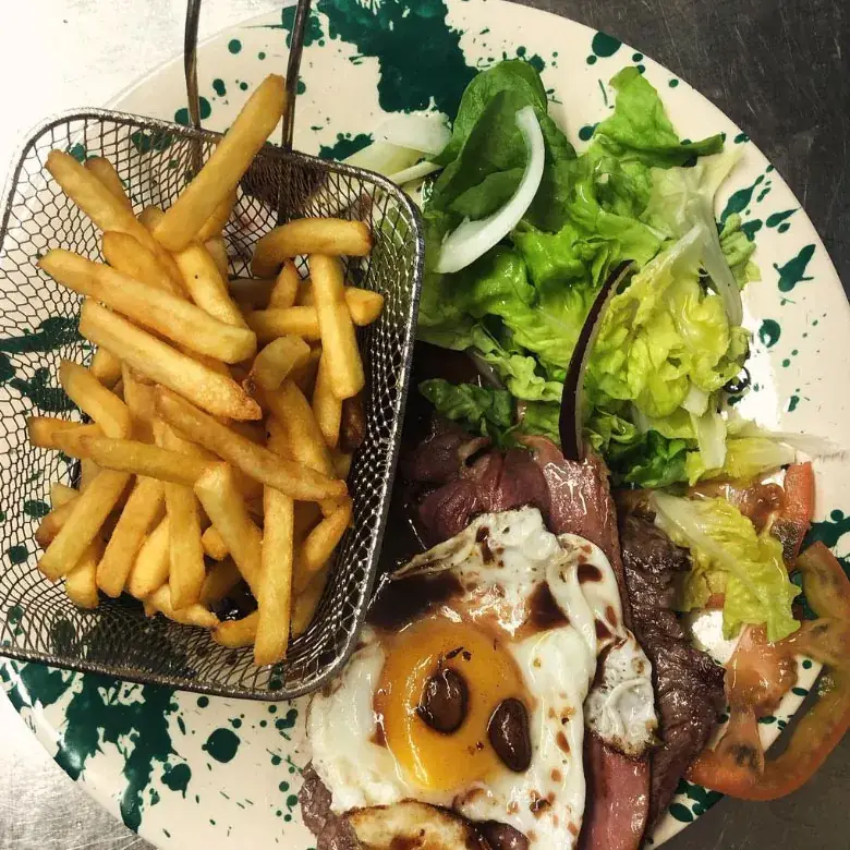 Le Nazaré Restaurant in Saint-Vincent-de-Tyrosse