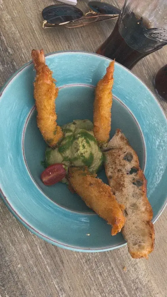 julie ferchichi_La Cantine du Port IØ_Saint-Trojan-les-Bains_review