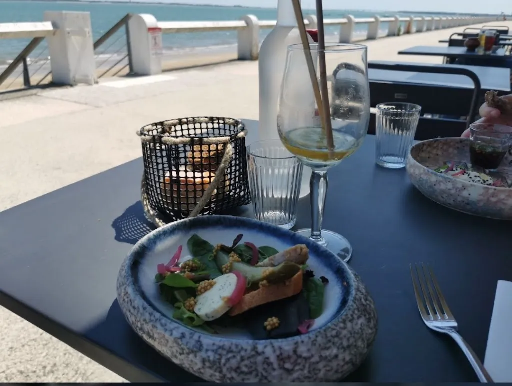 Restaurant Le Homard Bleu_Saint-Trojan-les-Bains_slider_image_3