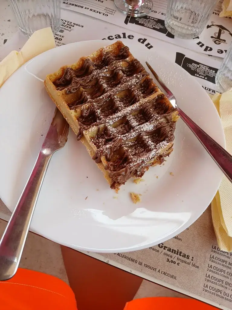 Gabriel Cardon_L'escale du port_Saint-Trojan-les-Bains_review