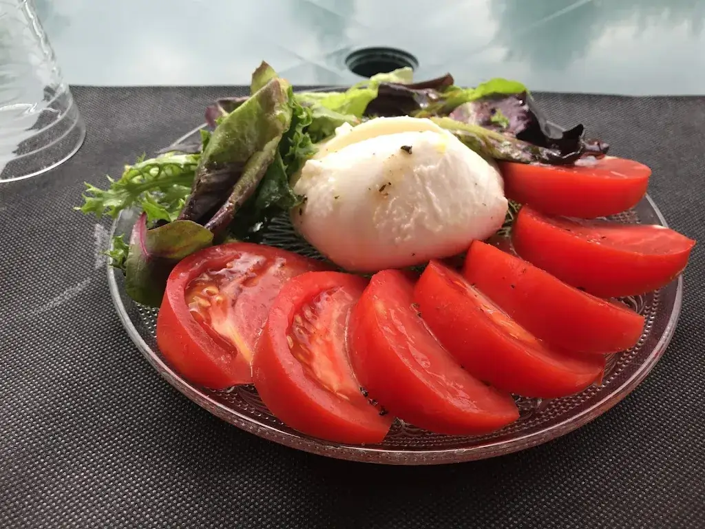 Le Bistrot du Camping_Saint-Yrieix-sur-Charente_slider_image_2