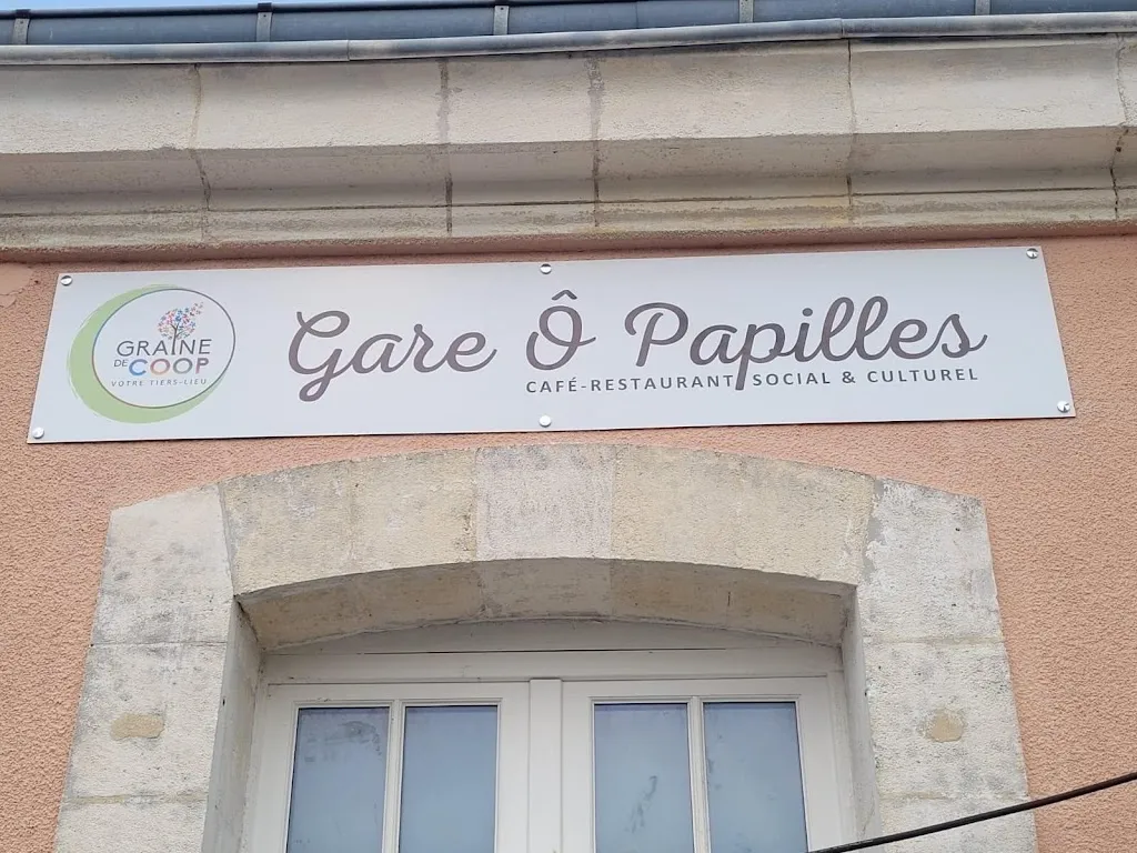 Gare Ô Papilles by Graine de Coop_Saint-Yzan-de-Soudiac_slider_image_1