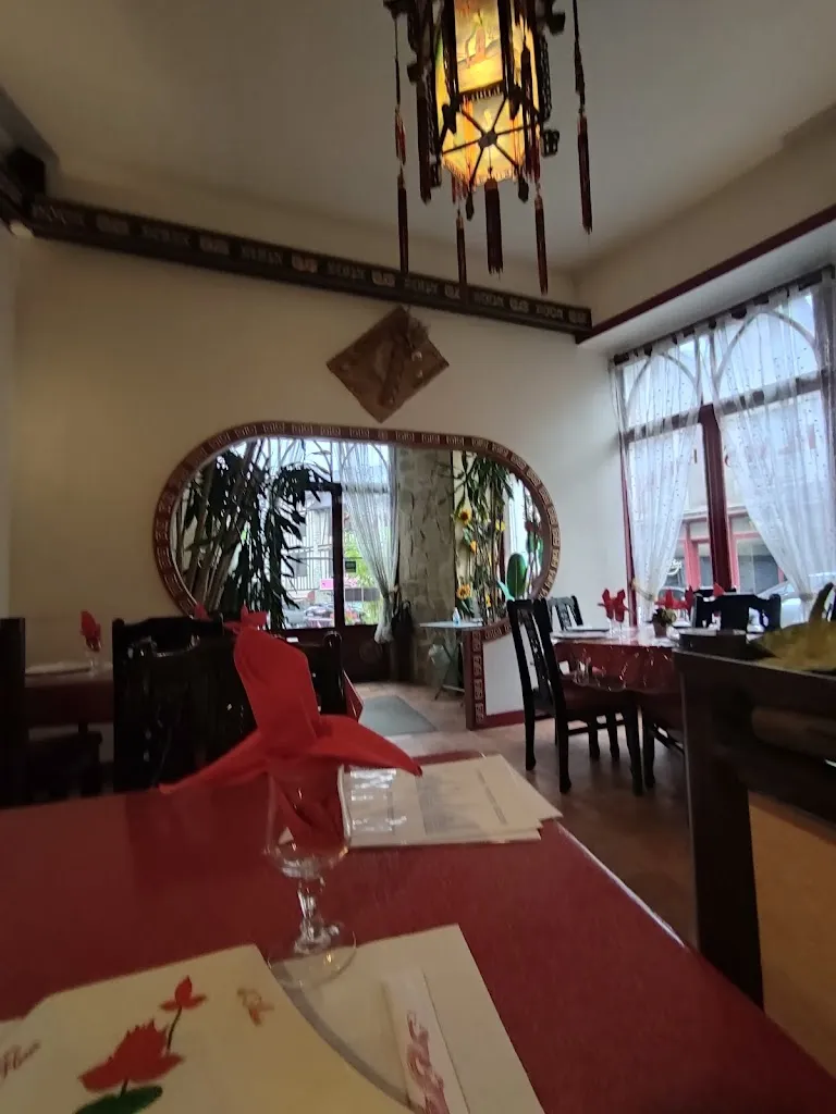 Fleur d'Asie_Saint-Yrieix-la-Perche_slider_image_3