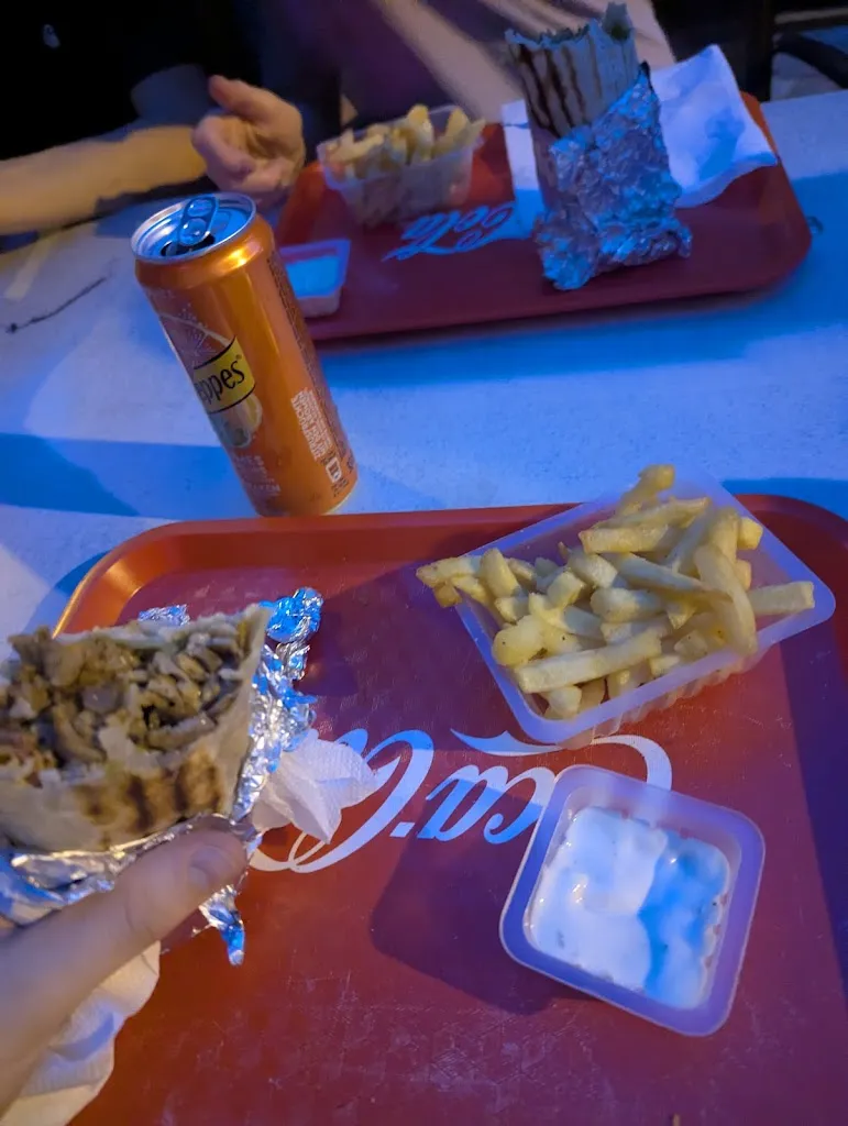 Quentin Micha_Snack Chez Habibou_Largentière_recensione