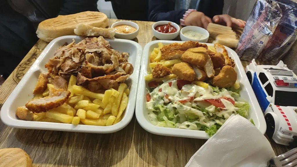 Resto KARWAN_Saint-Yrieix-la-Perche_slider_image_3