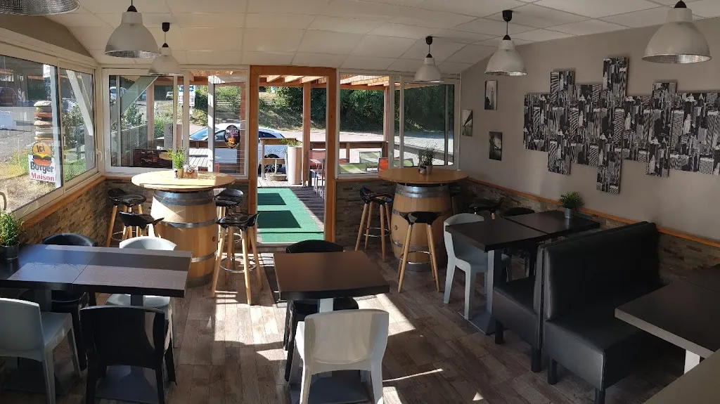 CRO'K FOOD_Saint-Yrieix-la-Perche_slider_image_1