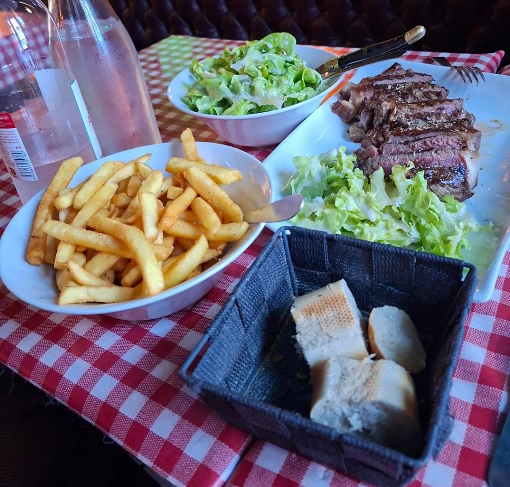 John Paul Boys_La Taverne Du Boucher_Sarlande_review