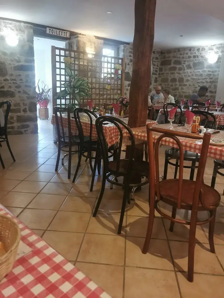 Louise Cooling_Le Fil du Temps_Sainte-Feyre_review