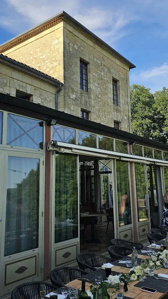 Warren Neff_Château De Sanse_Sainte-Radegonde_review