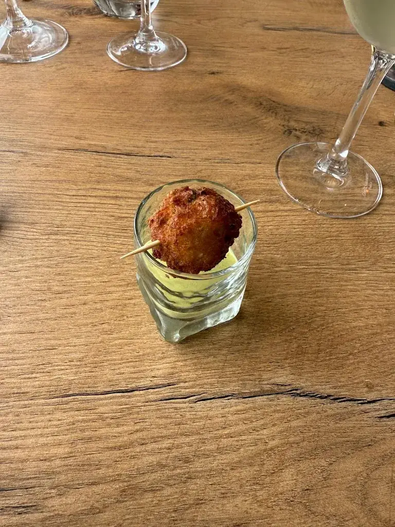 Jill Knowles_Château De Sanse_Sainte-Radegonde_review