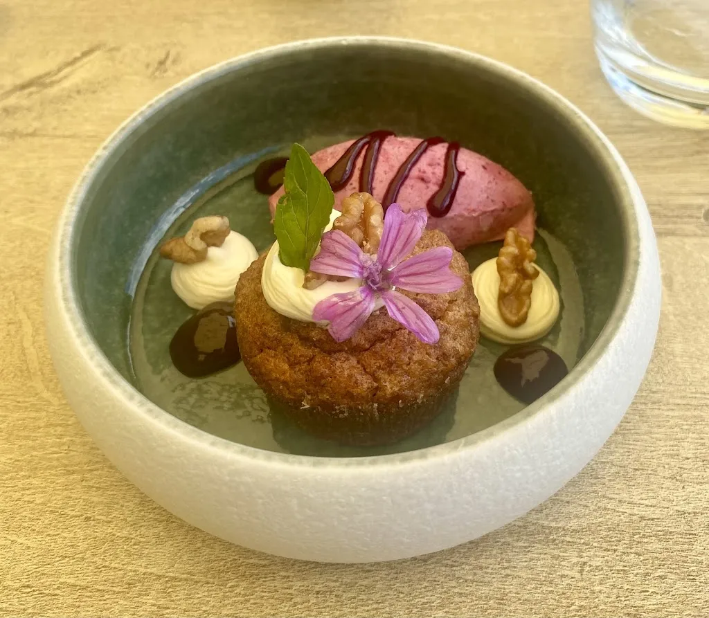 Alicia GERKENS_L'Orangerie de Sanse_Sainte-Radegonde_review