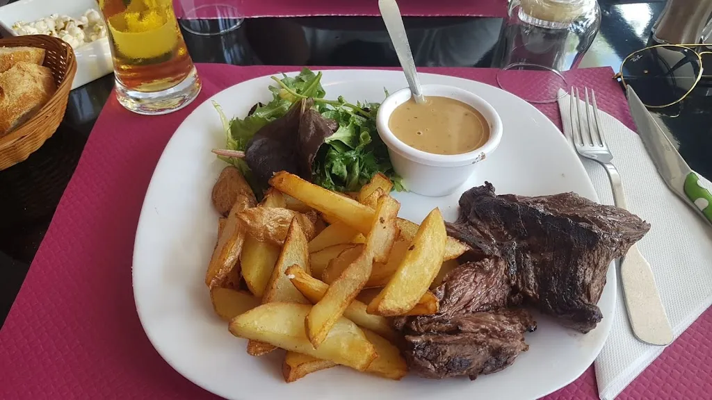 Le Bistrot du Bar à Quai_Sainte-Marie-de-Ré_slider_image_2