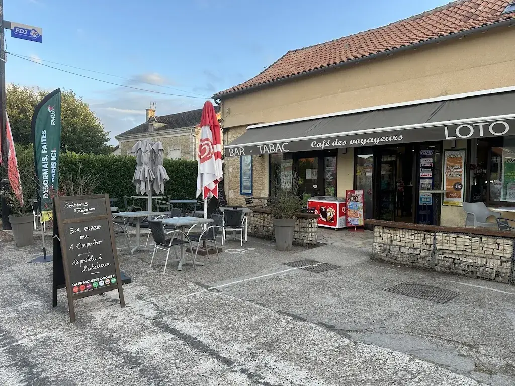 Café des voyageurs Restaurant in Salignac-Eyvigues