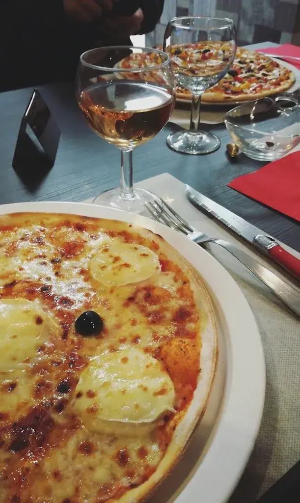 Goma Pizza Salleboeuf_Sallebœuf_slider_image_3