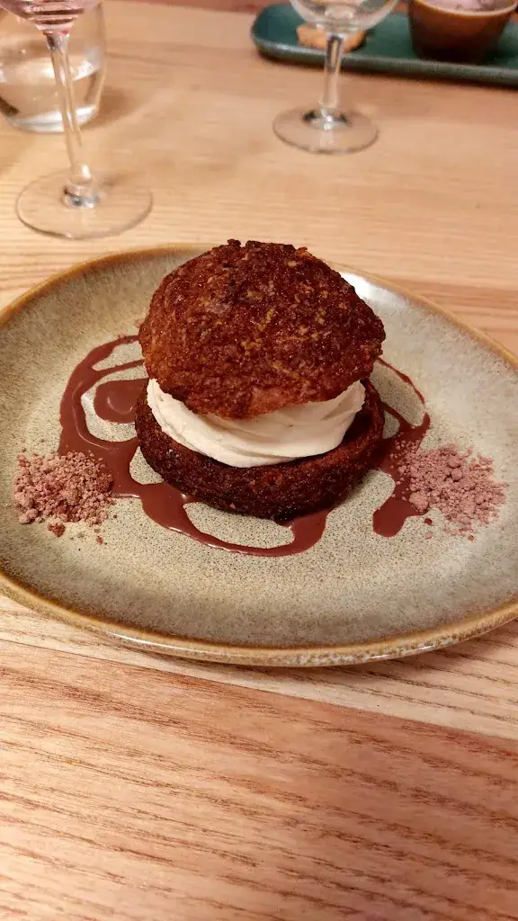 Yulia Turasova_Casabelle_Salies-de-Béarn_review