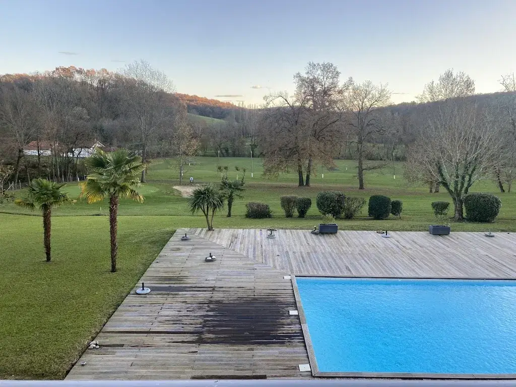 Brit Hotel Le Lodge Du Golf_Salies-de-Béarn_slider_image_1