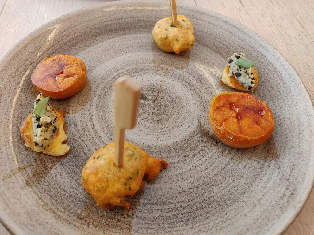 Chong Xia_Restaurant Le Grand Bleu_Sarlat-la-Canéda_review