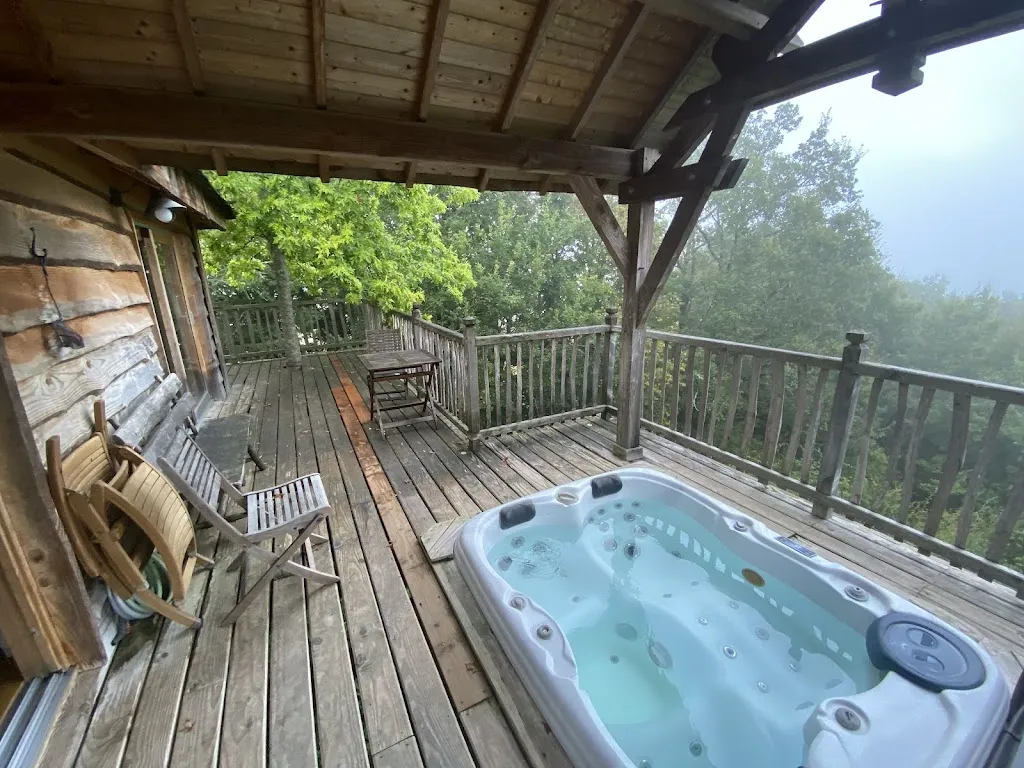 La cabane-spa des Figuiers_Salignac-Eyvigues_slider_image_3