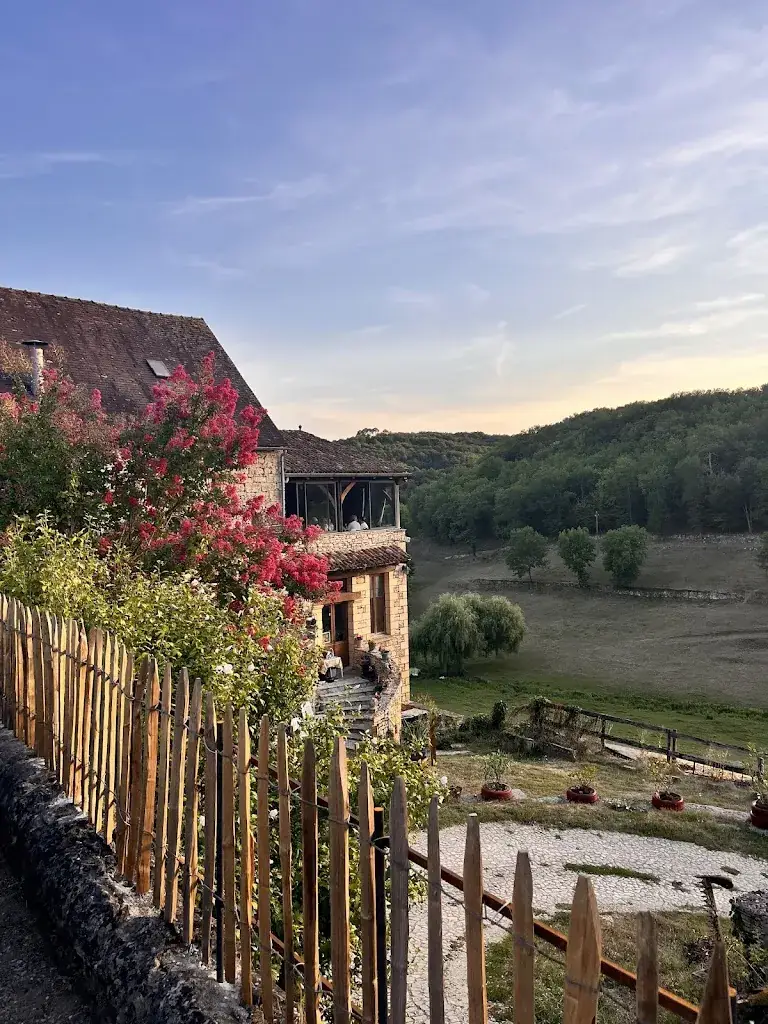 Antal van Hout_La Halle Paysanne RELAIS DU PAYSAN RESTAURANT TYPIQUE_Carlux_review