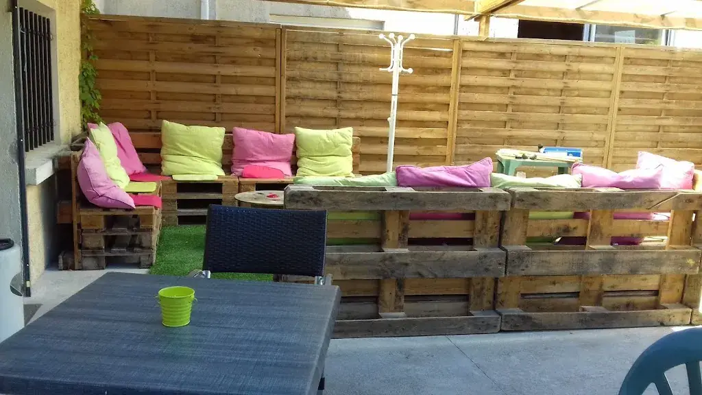 Café du Center_Salles-sur-Mer_slider_image_2