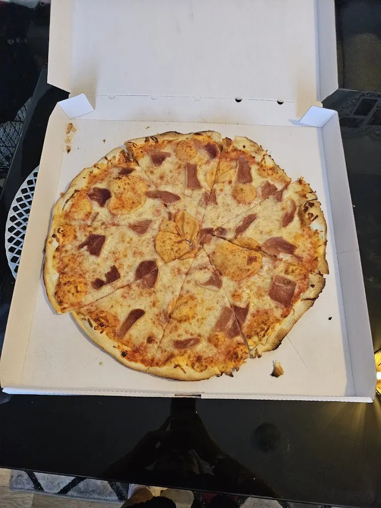 Marine C_Funky Pizz_Salles-sur-Mer_reseña