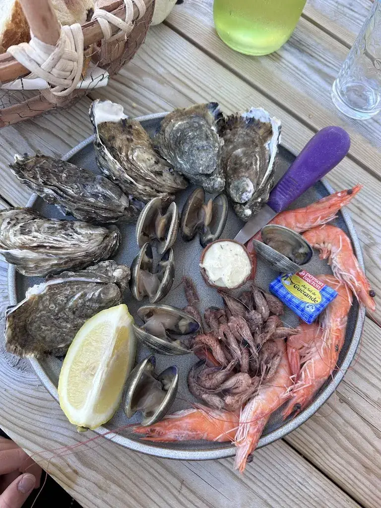 Ania Olszewska_L'Ambiance Cabane_Yves_review