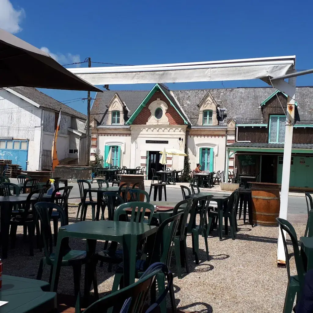 L'Ambiance Cabane_Yves_slider_image_1