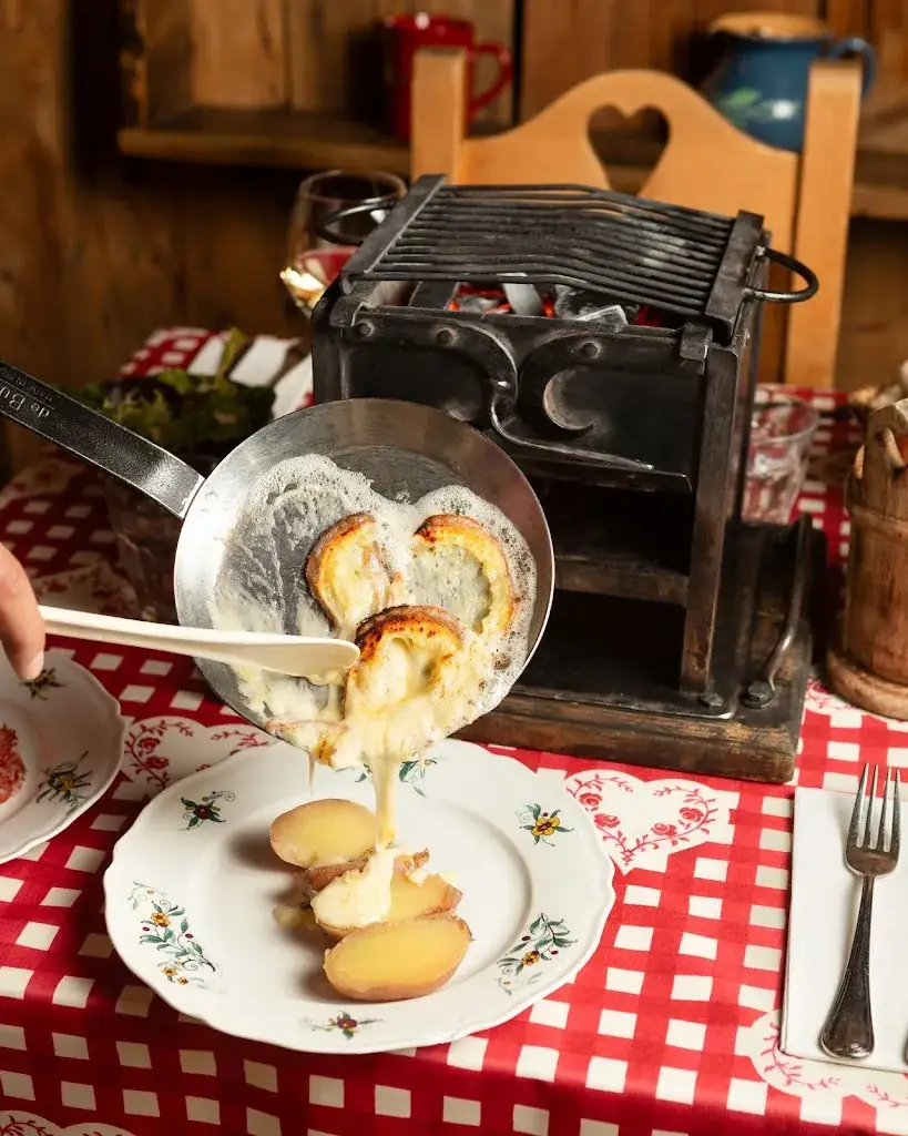 Chez Mamie Lise_Annecy_slider_image_3