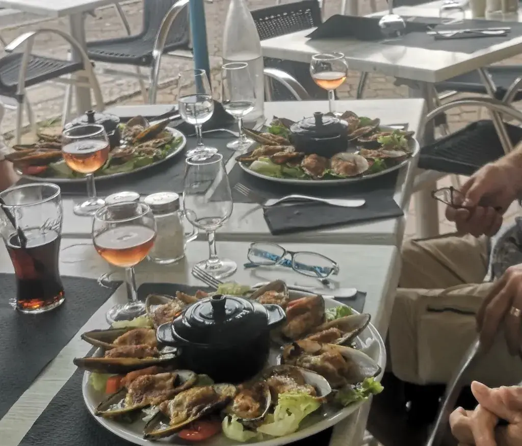 Tania_Le Café du Lac_Sanguinet_recensione