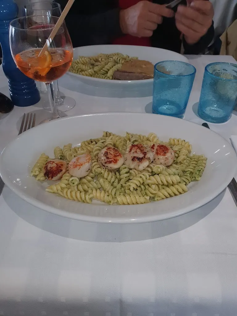 Menu_Restaurant Fontana Di Trévi_Coteau_image_1