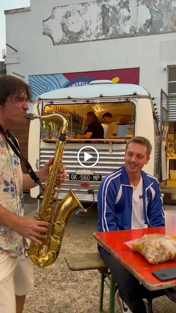 L'insolite retro-guinguette_Montmorillon_slider_image_2