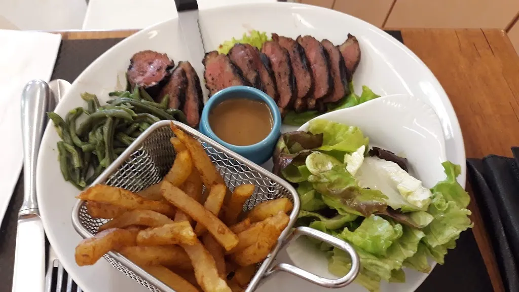 Les Arcades_Sauveterre-de-Guyenne_slider_image_3