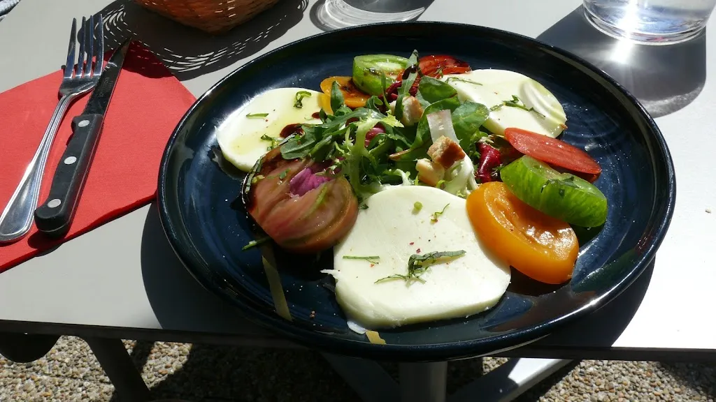 Rob Lindsay_Bar restaurant de la Mairie_Sauveterre-de-Béarn_review