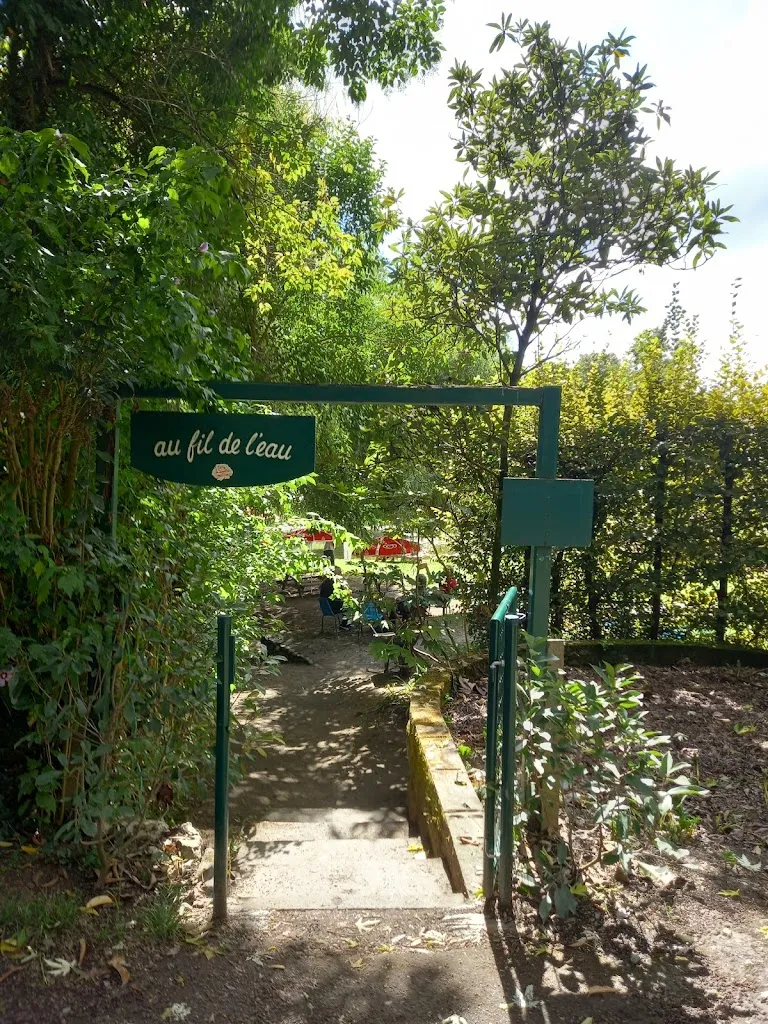 richard Michael_Au Fil de l'Eau, Beach-Bar_Sauveterre-de-Béarn_review