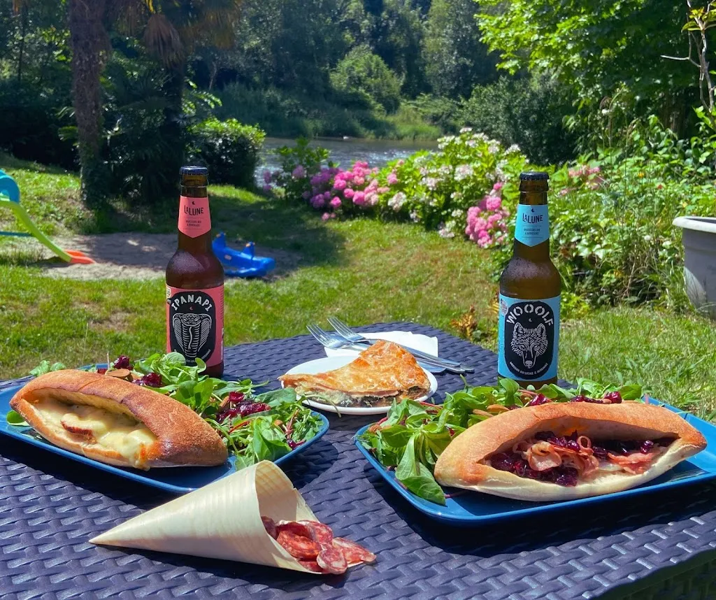 Au Fil de l'Eau, Beach-Bar_Sauveterre-de-Béarn_slider_image_2