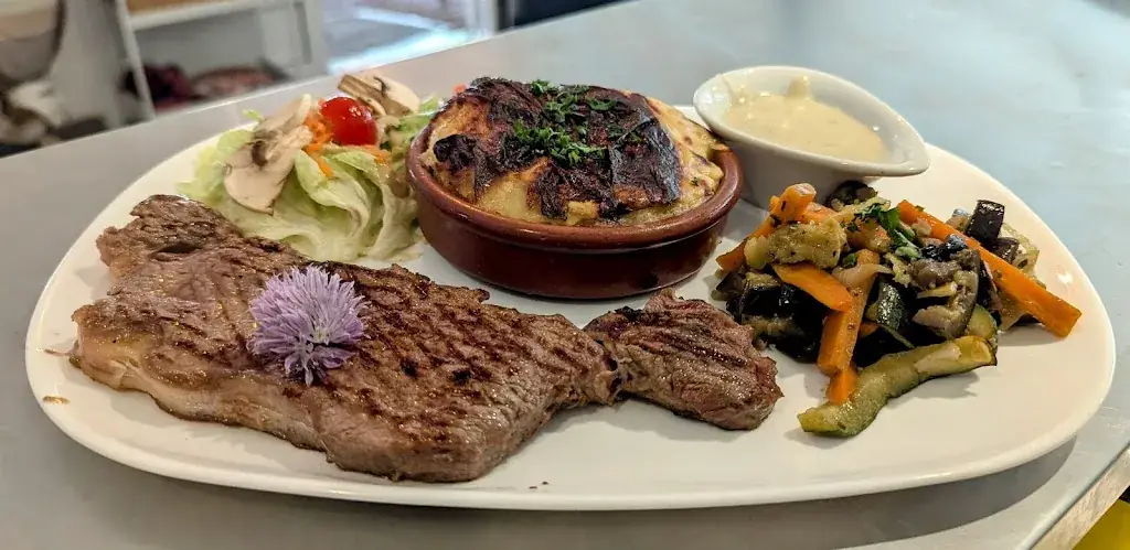 Côté Terrasse_Bourg-d'Oisans_slider_image_3