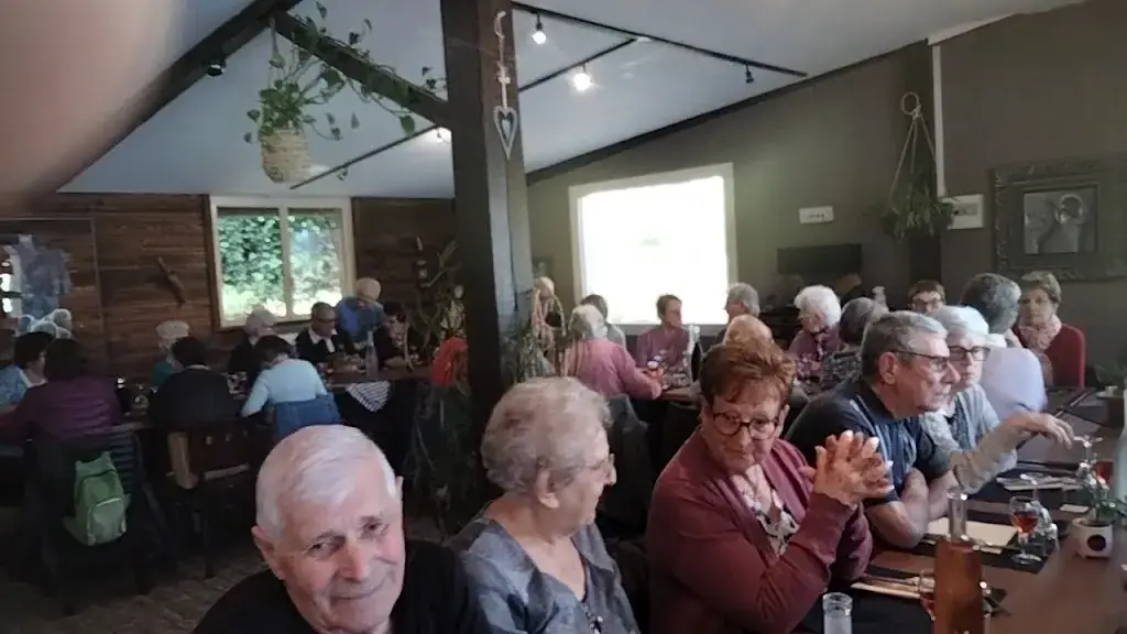 Restaurant l'élot_Saint-Jal_slider_image_2