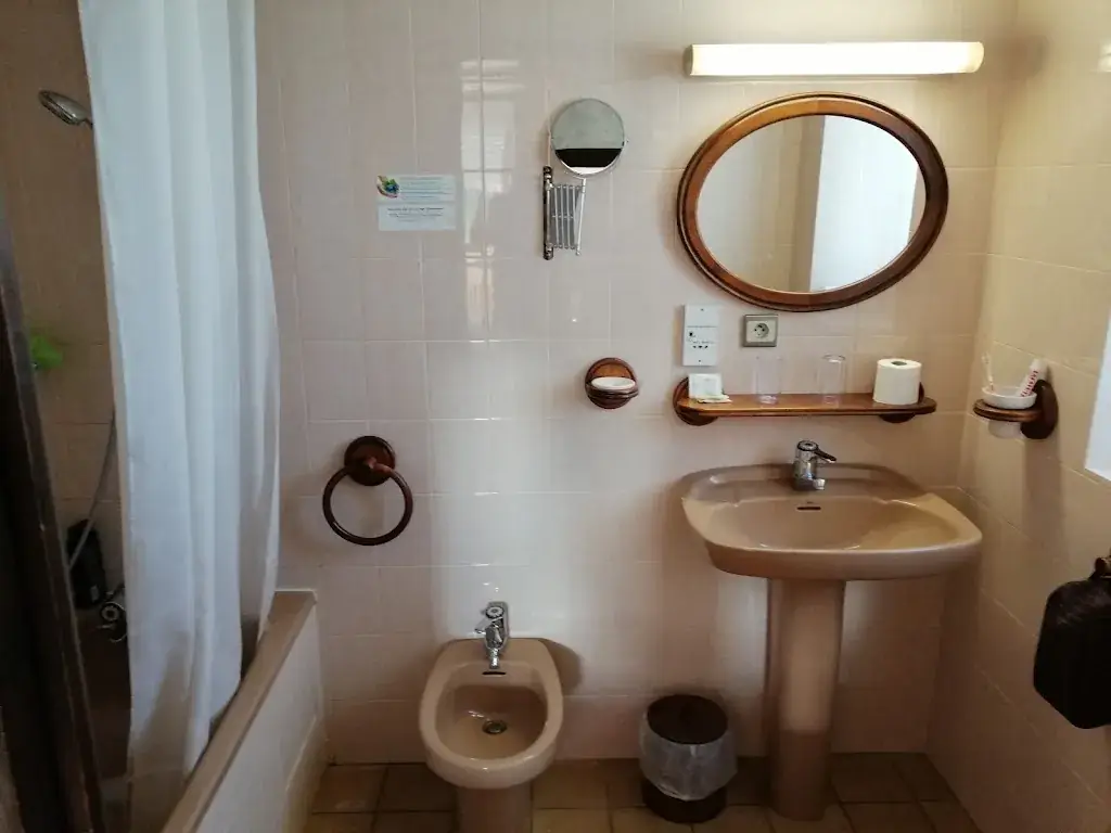 Timpau Andrei_Logis Relais des Monedières_Seilhac_review