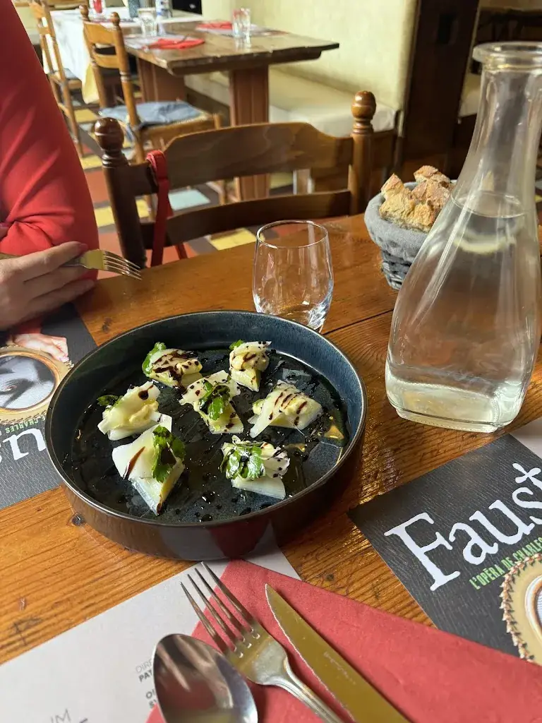 Мария Аксенова_Au Cristal_Bourg-d'Oisans_review