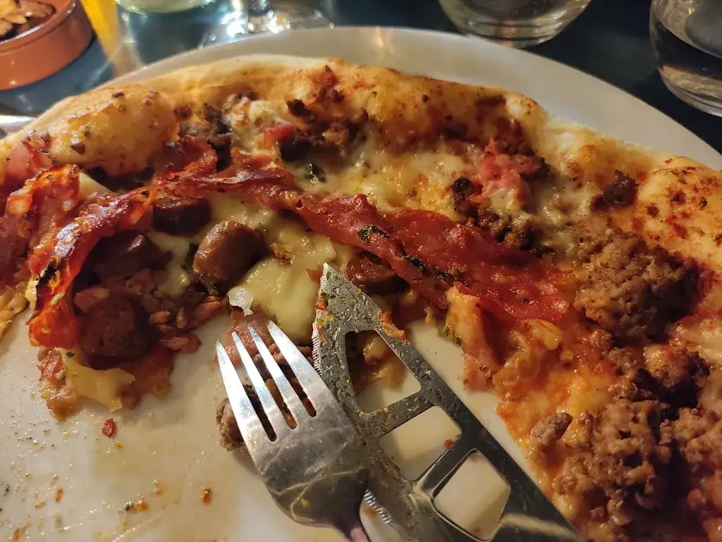 Pizzeria L'Antique_Semussac_slider_image_3