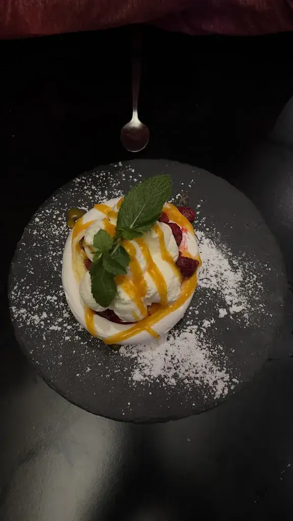 Sue Winston_Café du centre_Bourg-d'Oisans_recensione