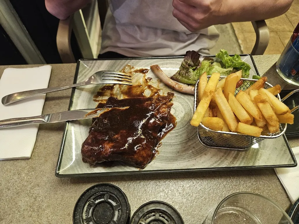 Nathan Cazenave_La cantine du oyes_Seignosse_review