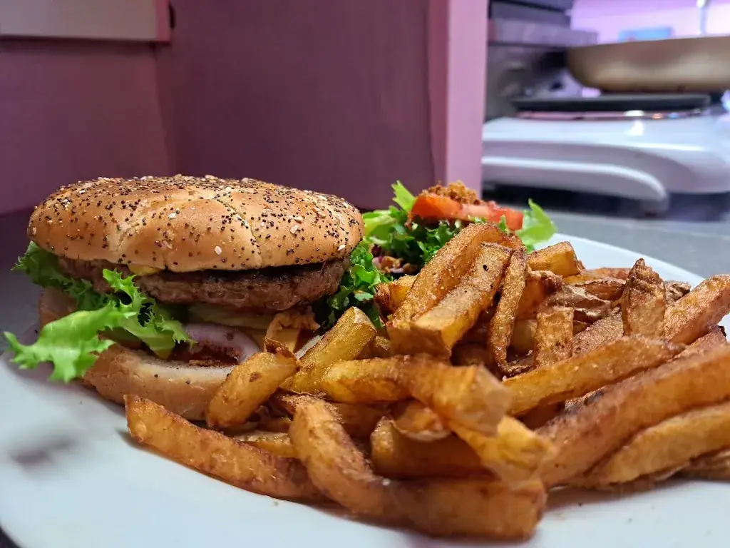 Le Cabanon_Sireuil_slider_image_2