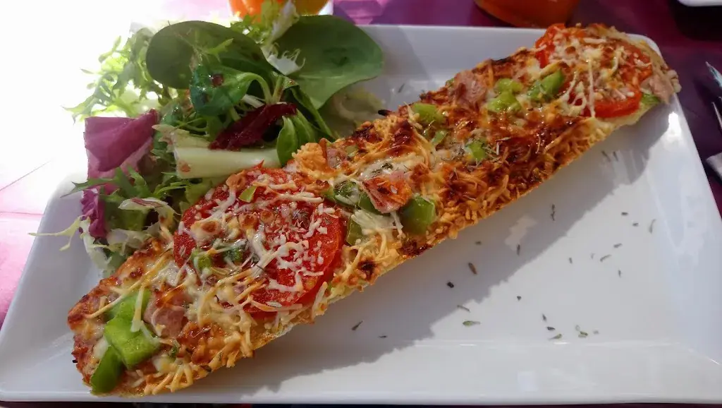 Le Parvis ristorante a Solignac