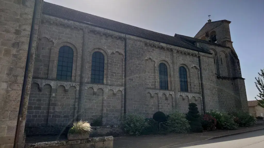 Le Parvis_Solignac_slider_image_2