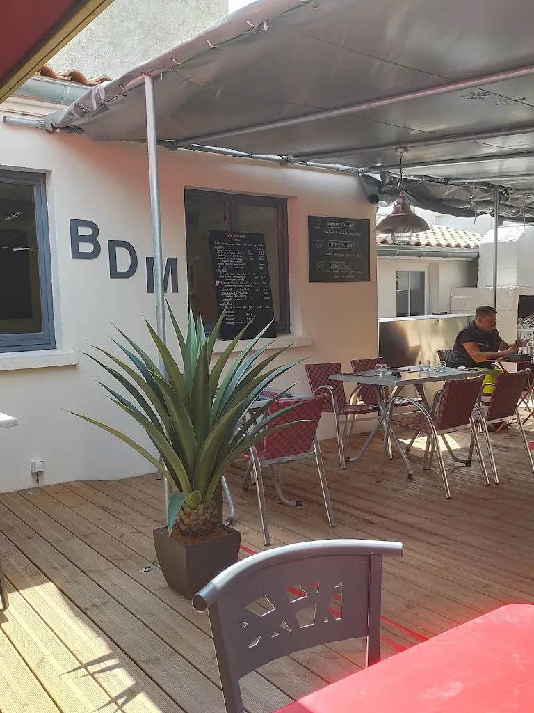 Bar du marché restaurant in Soyaux