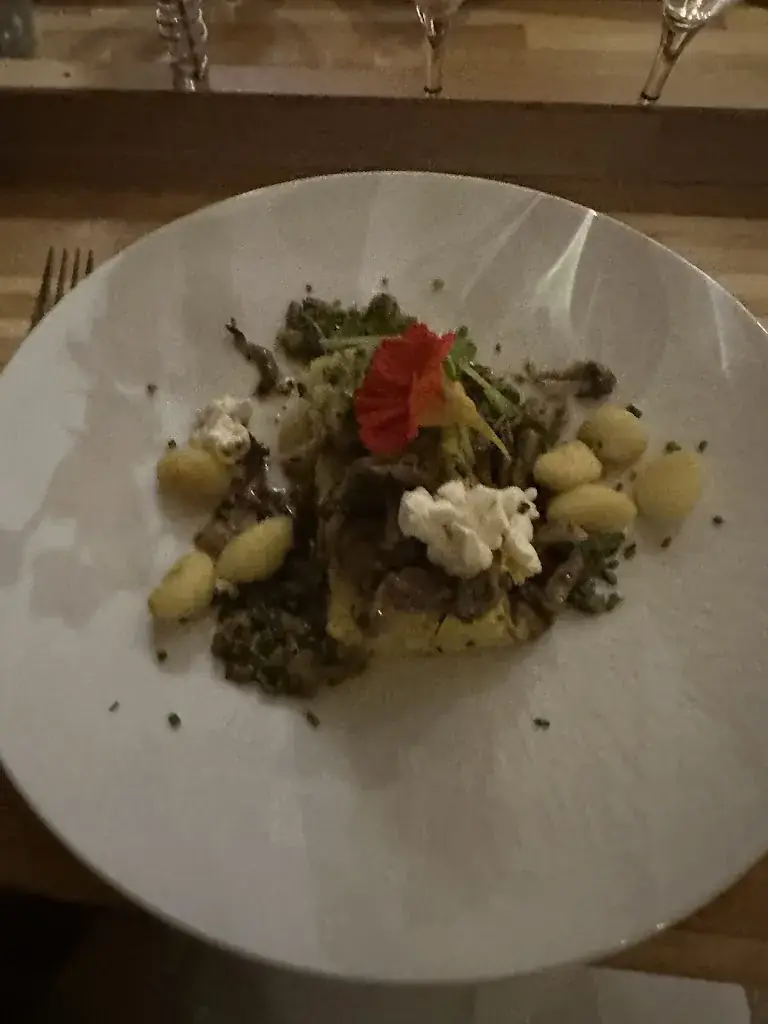 Josepha Goetz-Collinet_Le bus alpin_Bourg-d'Oisans_review