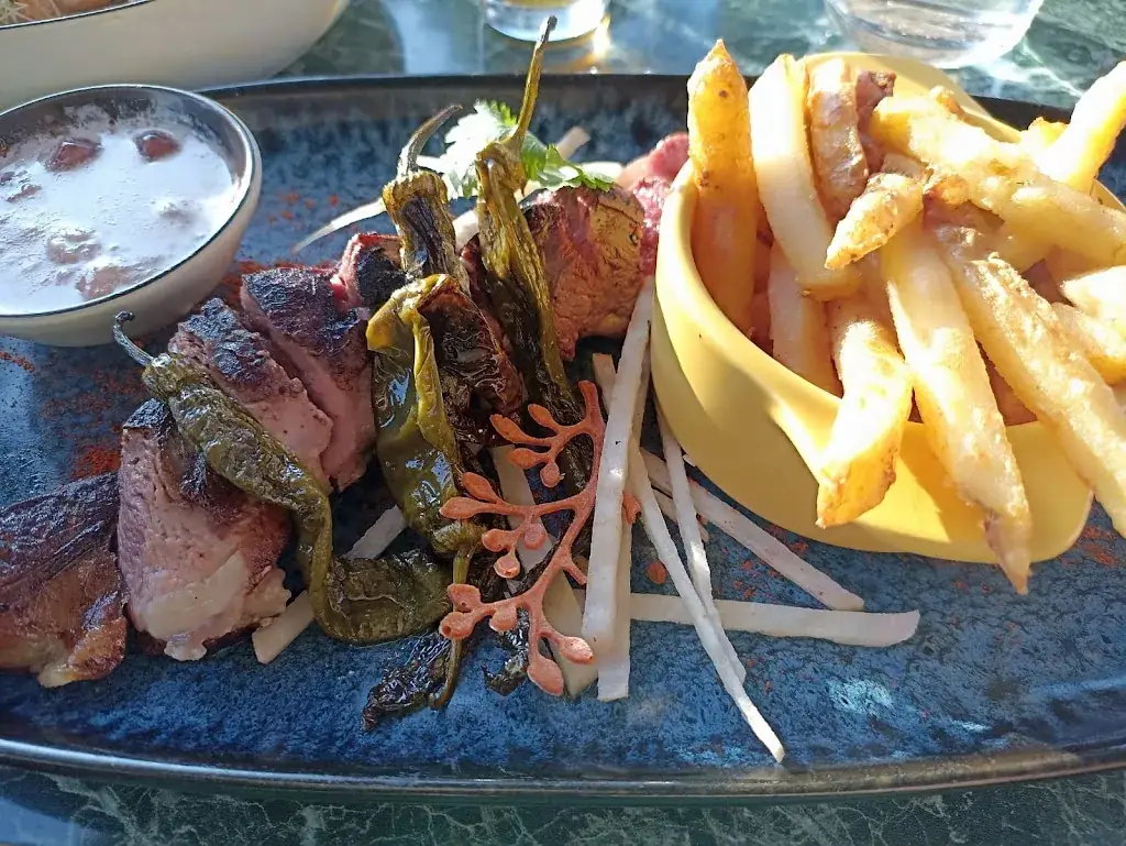 Xavier Blondel_Chez Albertine_Soustons_review